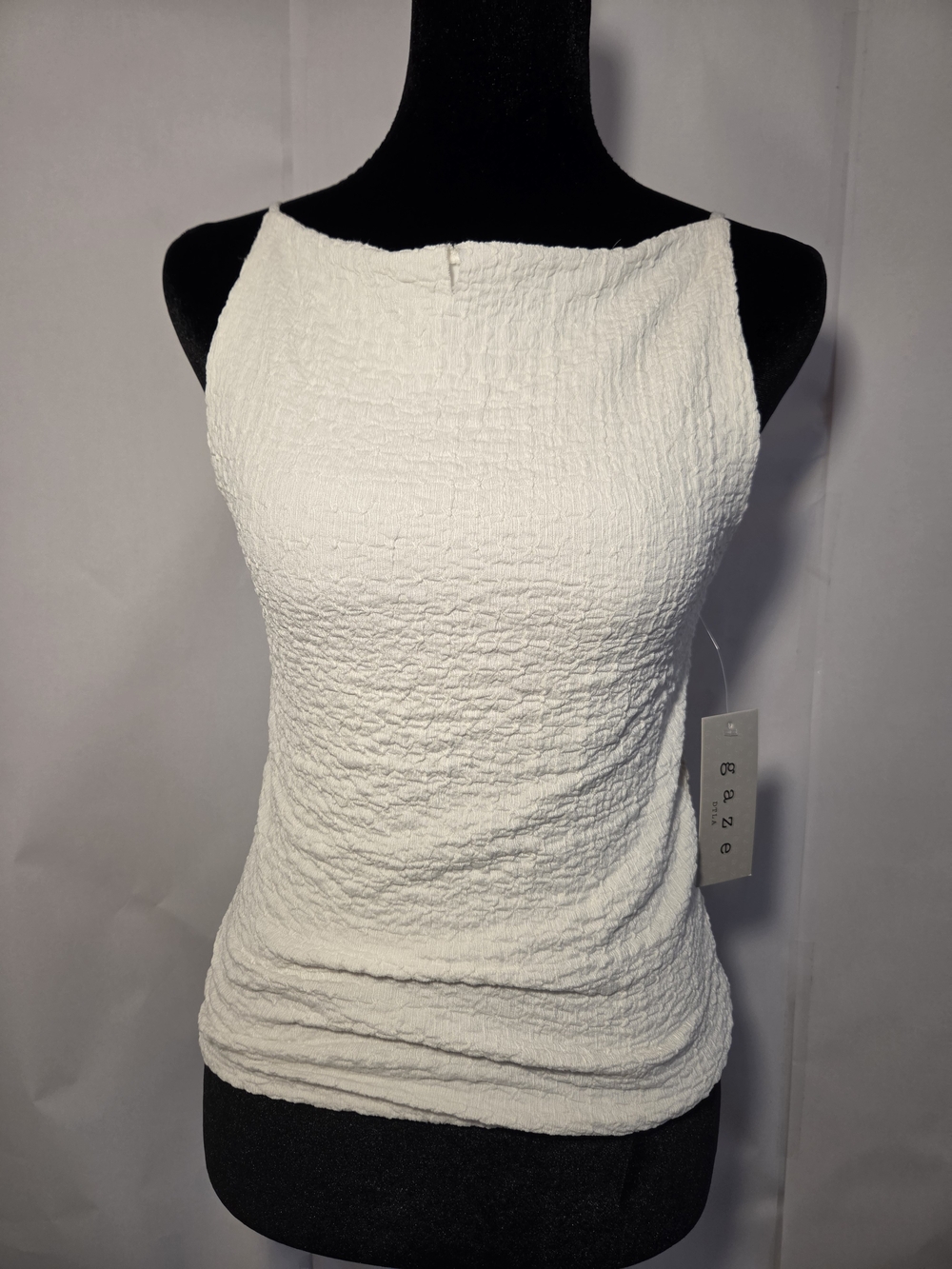 Gaze Women’s White Textured Knit  Spaghetti Strap Shirt